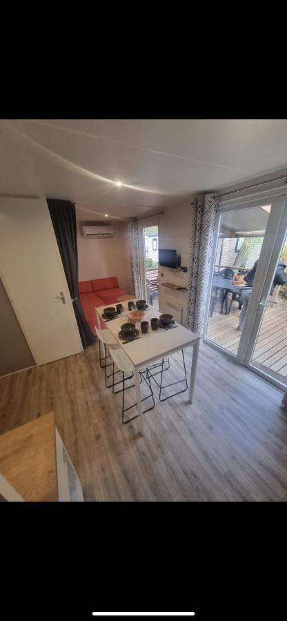 Camping 4 Etoiles Le Bosc Saint Cyrpien Mobil Home Exteriör bild